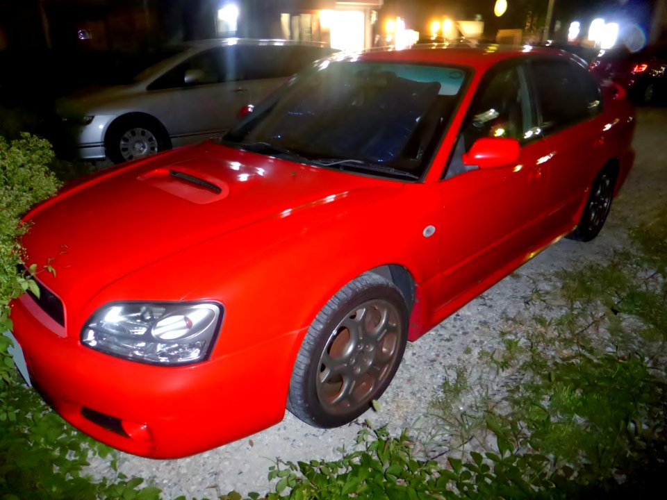 Subaru LEGACY B4 Blitzen (BE5) at night front