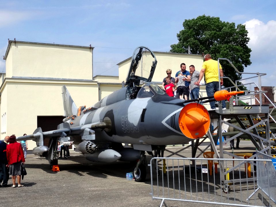 Su-22 - Bdg Air Fair 39 5-2016