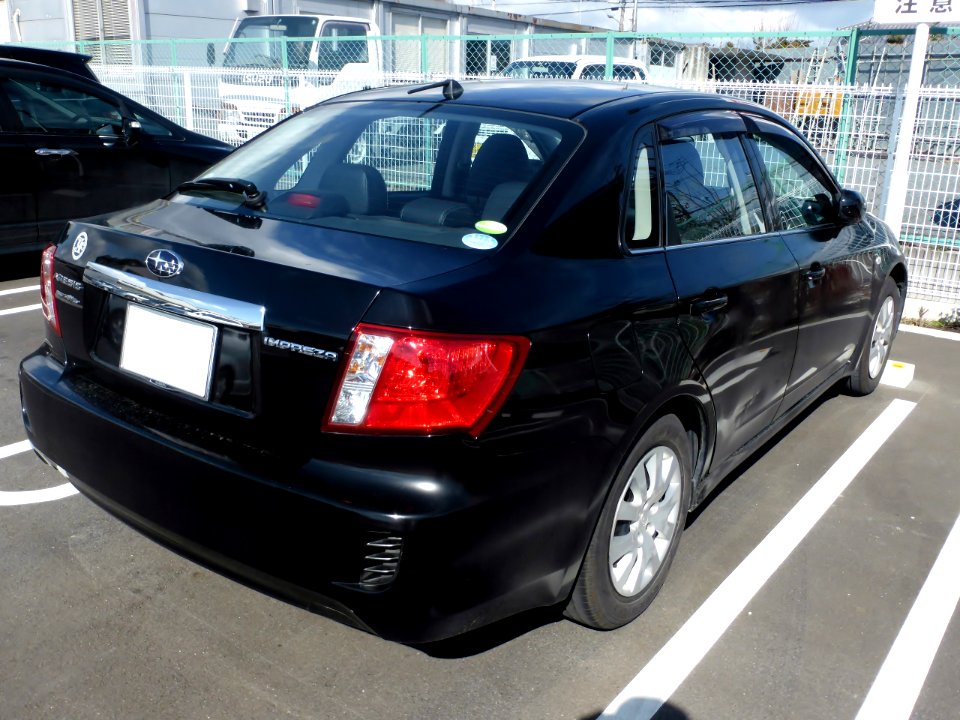 Subaru IMPREZA ANESIS 1.5i (GH) rear