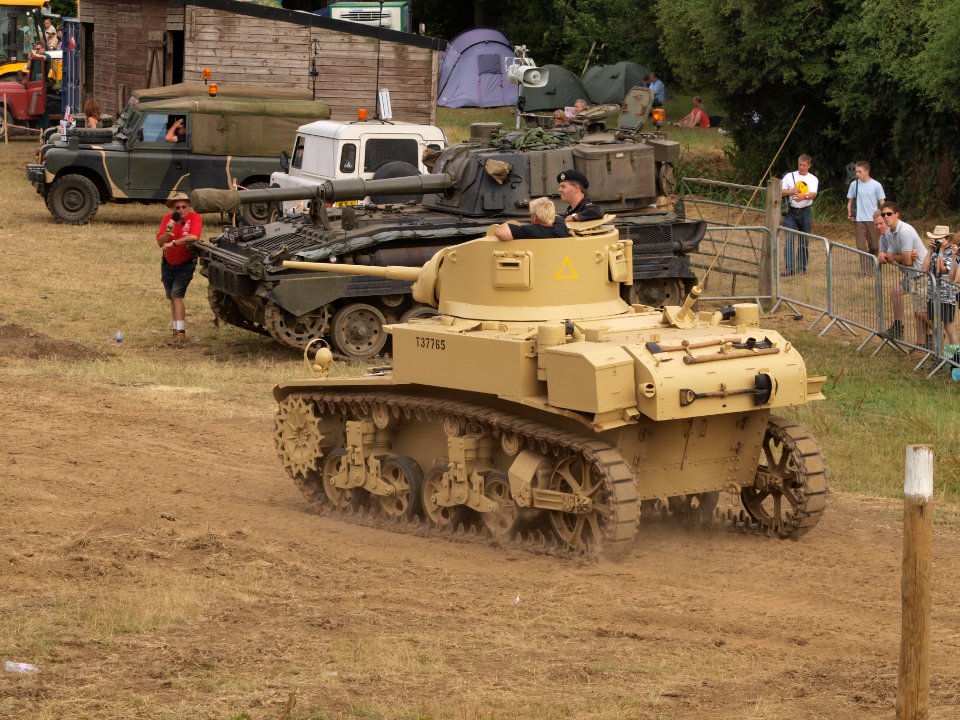Stuart tank T37765