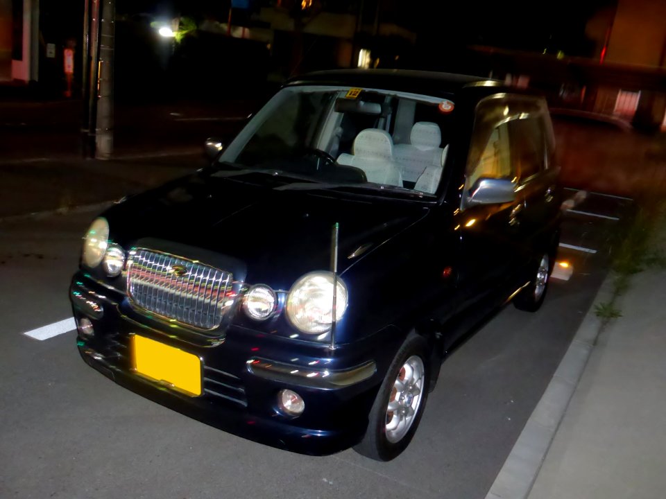 Subaru PLEO Nesta RG (RA1) at night front