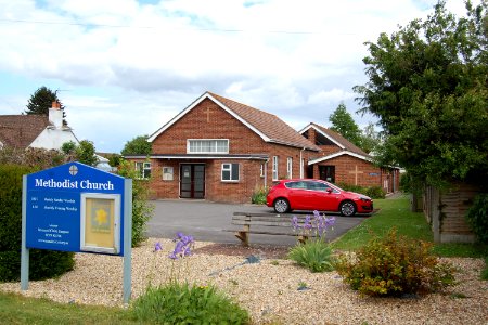 Stubbington Methodist Church, Burnt House Lane, Stubbington (May 2019) (1)