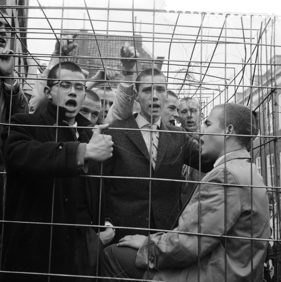 Studenten protesteren in Leiden tegen wetsontwerp, Bestanddeelnr 911-6844