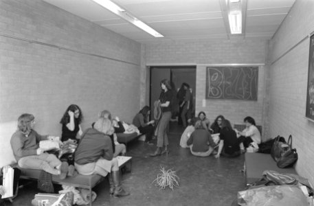 Studenten houden Vrije Universiteit van Amsterdam bezet uit protest tegen verkie, Bestanddeelnr 925-4067