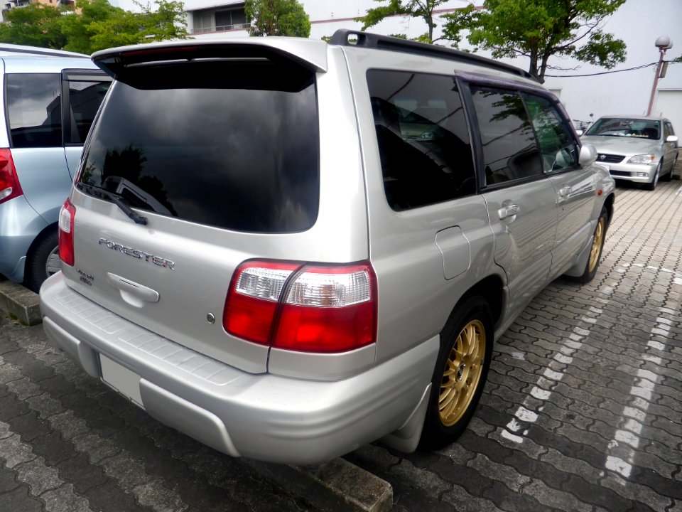 Subaru FORESTER S-tb (SF) rear