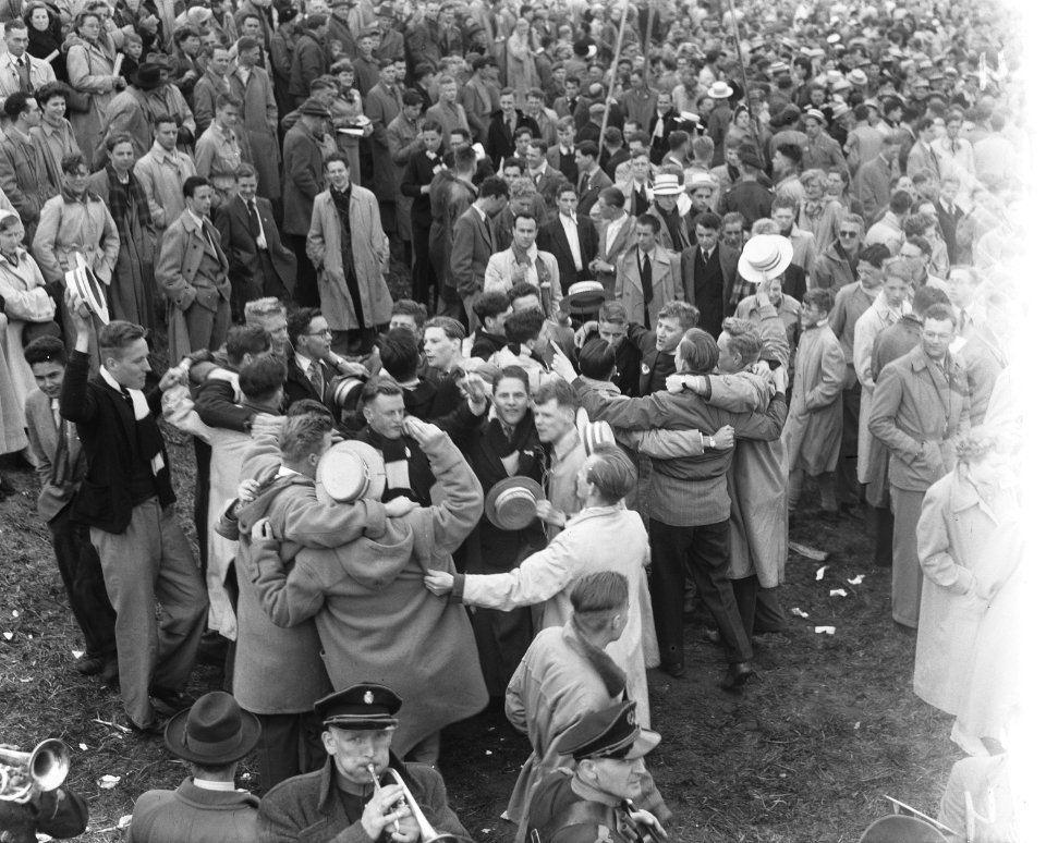 Studenten roeiwedstrijd Amsterdam-Rijnkanaal, Bestanddeelnr 905-0794