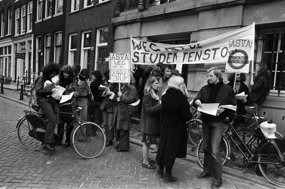 Studenten, acties, betogingen, universiteiten, Bestanddeelnr 929-0818