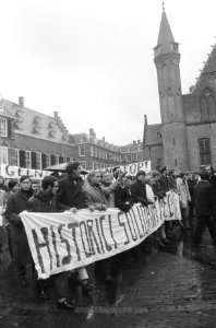 Studenten demonstreren tegen Numerus Fixus, Bestanddeelnr 921-8334