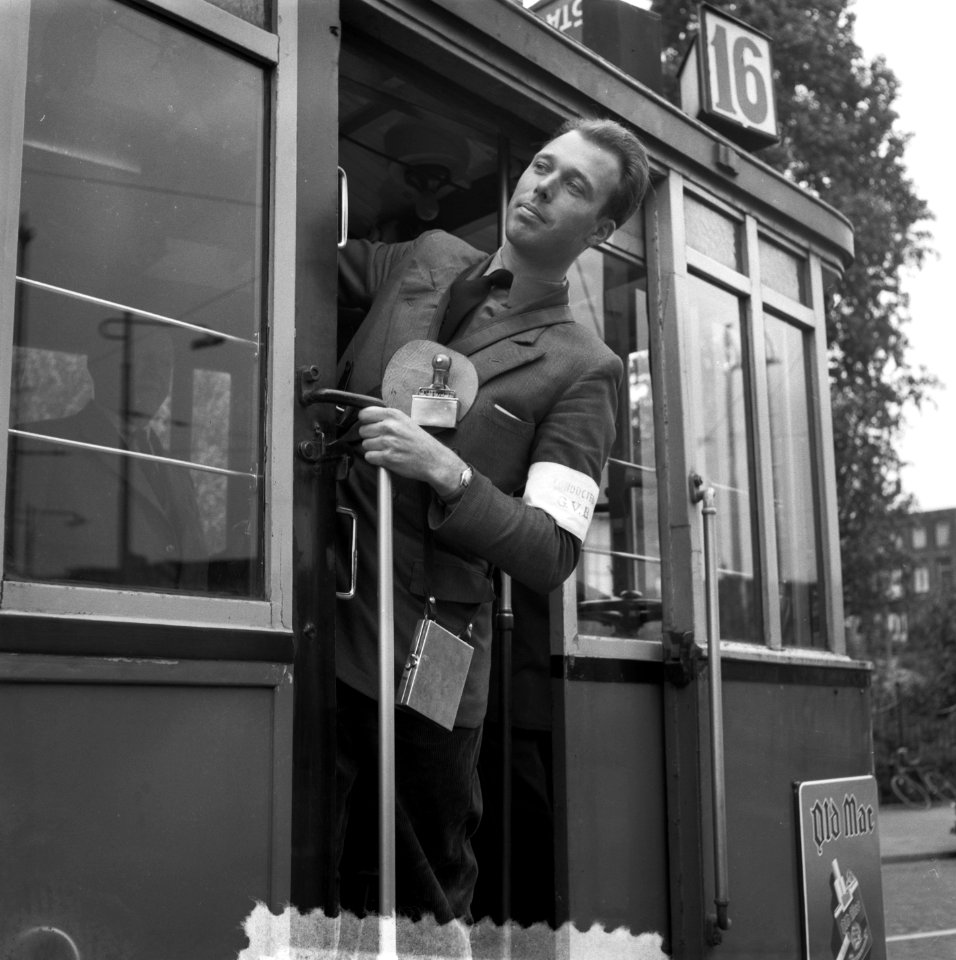 Studenten als tramconducteurs te Amsterdam, Bestanddeelnr 907-8105