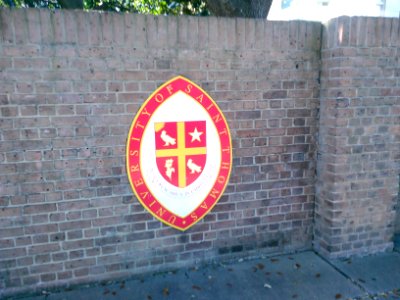 StThomasUHoustonwall photo