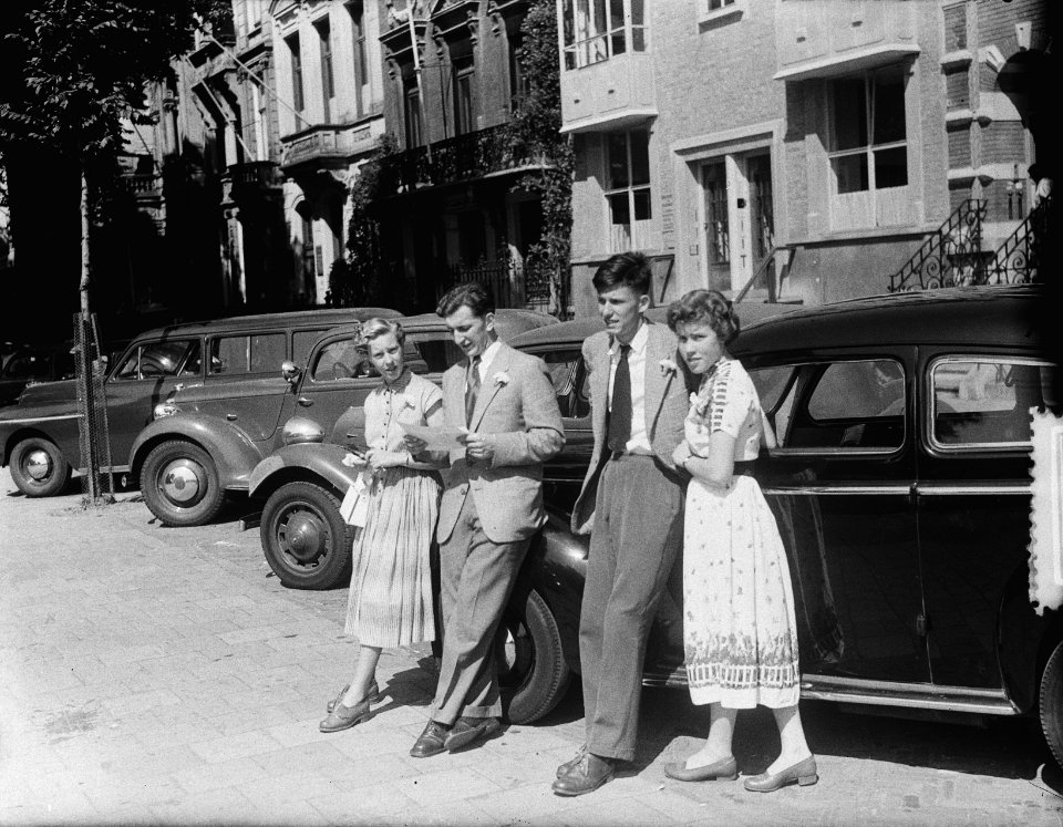 Studenten auto Ralley, Bestanddeelnr 905-1911