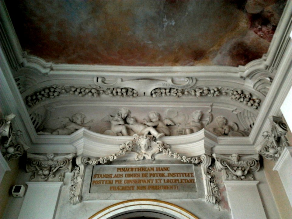 Stuccos in the Wilanów Palace 08