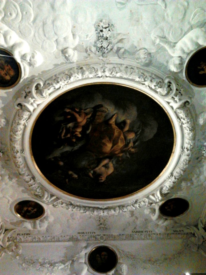 Stuccos in the Wilanów Palace 02