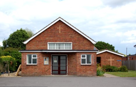 Stubbington Methodist Church, Burnt House Lane, Stubbington (May 2019) (2)