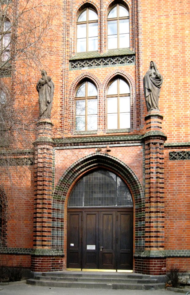 St-Simeon-Kirche Portal