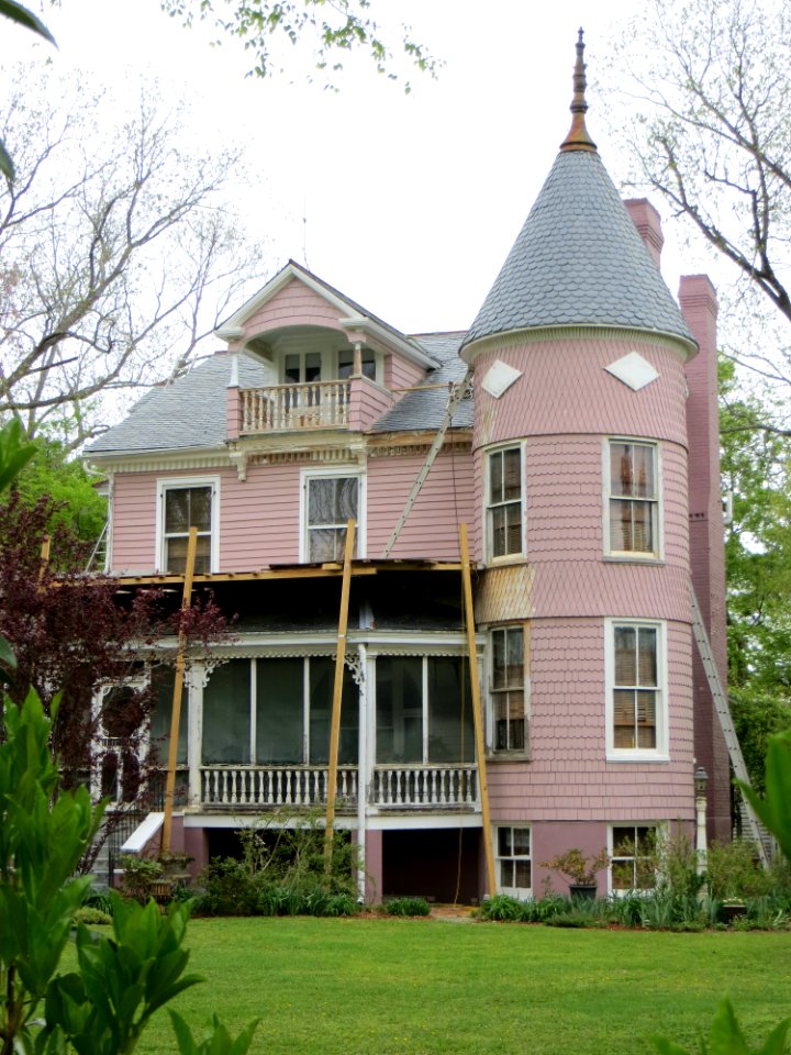 Suffolk-Chuckatuck-Godwin-Knight-house