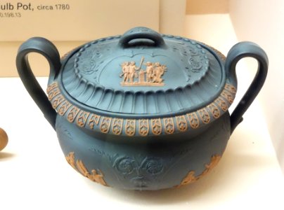 Sugar Bowl - Wedgwood, c. 1825 - Brooklyn Museum - Brooklyn, NY - DSC08959