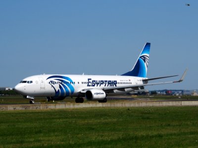 SU-GEB EgyptAir Boeing 737-866(WL) - cn 40800, taxiing 21july2013 pic-003