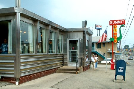 Summit Diner, Somerset, 2003-08-07, 01 3-color