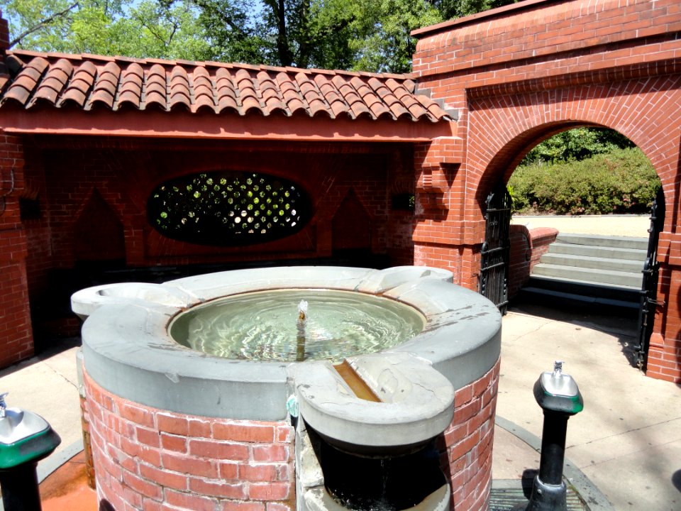 Summerhouse - United States Capitol grounds - DSC09645