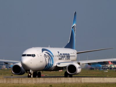 SU-GED EgyptAir Boeing 737-866(WL) - cn 40802, taxiing 22july2013 pic-001