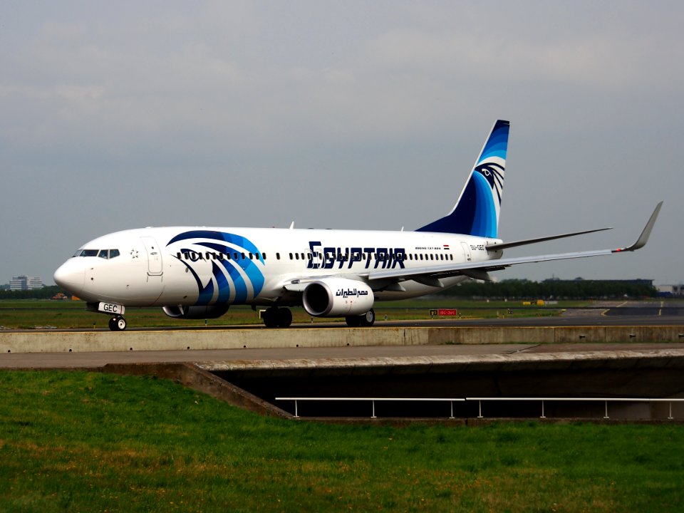 SU-GEC EgyptAir Boeing 737-866(WL) - cn 40801 taxiing 14july2013 pic-004