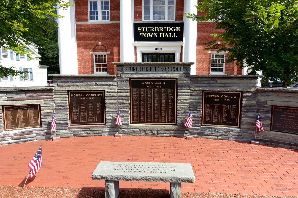 Sturbridge Honor Roll - Sturbridge, Massachusetts - DSC05962