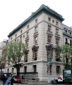 Stuyvesant Fish House Mad Av & 25 E78 St cloudy jeh