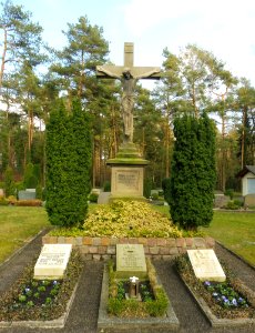 Stukenbrock-Senne - Friedhofskreuz