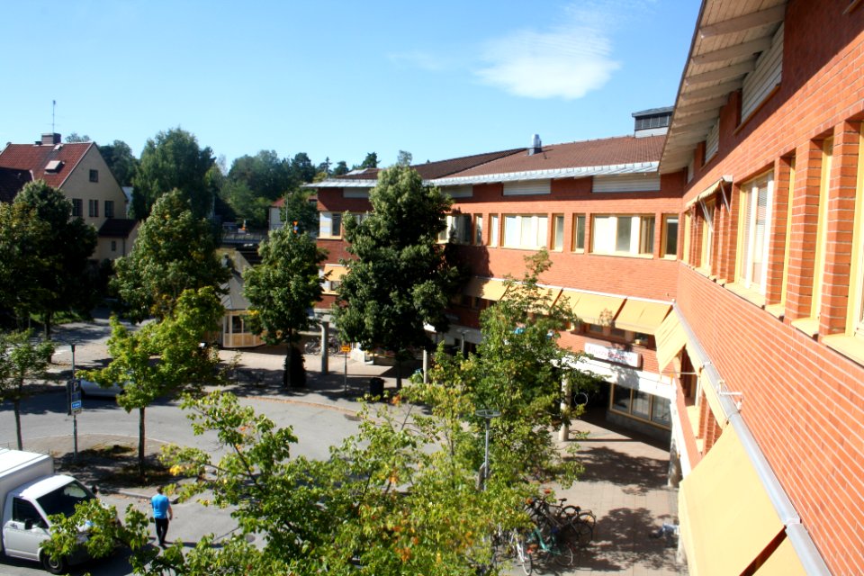 Stuvsta centrum augusti 2016 bild 1