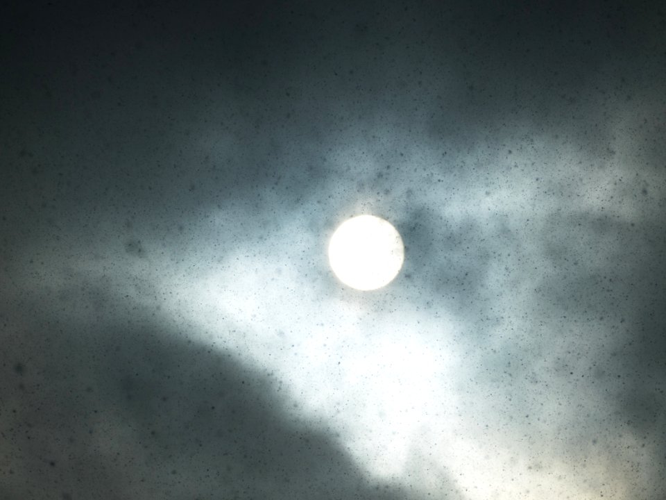 Study of the sun during snowfall 2