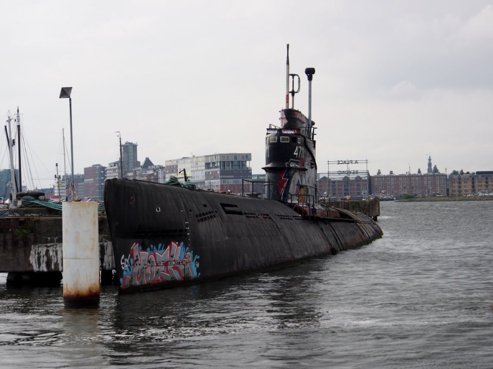 Submarine 4711 at Amsterdam, pic3