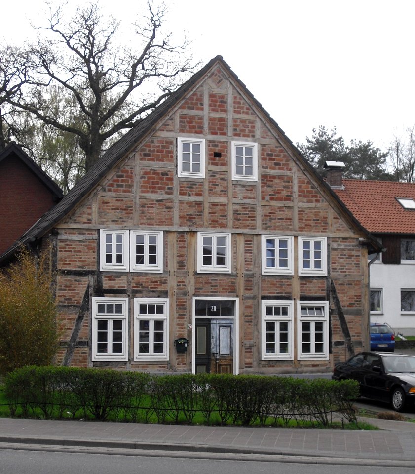 Stukenbrock-Hauptstrasse 20