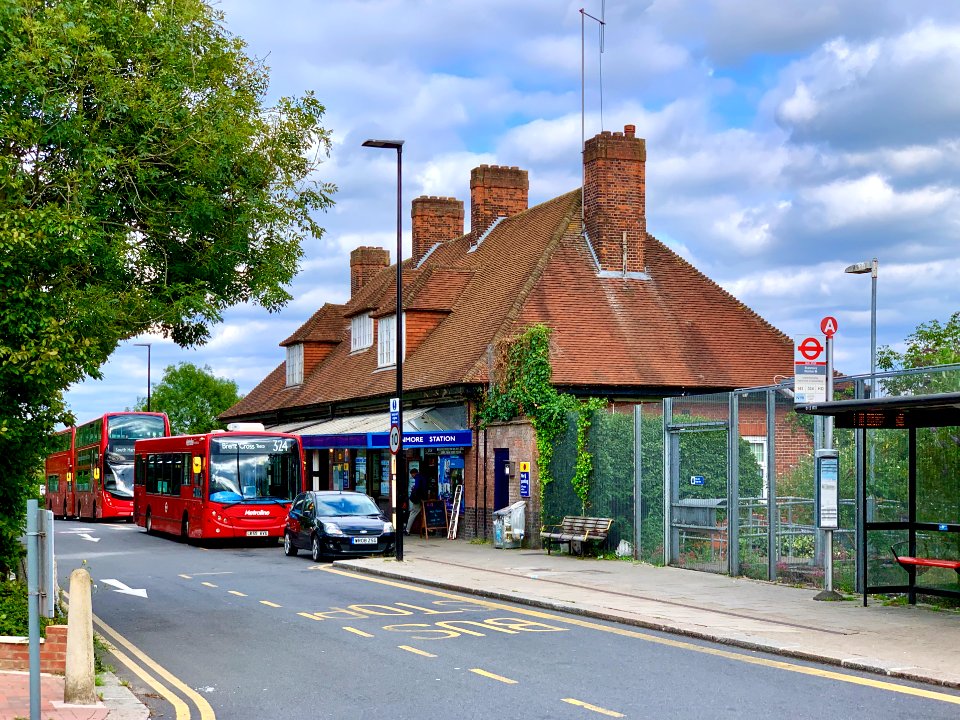 Stanmore station building 2020 western view