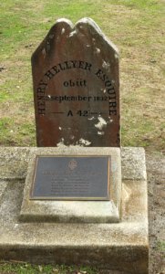 Stanley-Hellyers-Grave-20150411-013