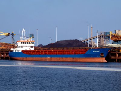 Suderau at IJmuiden 19April2009