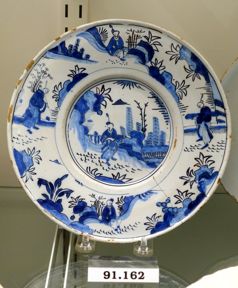 Stand or dish, Holland, 1680-1700, tin-glazed earthenware, item HD 91.162 - Flynt Center of Early New England Life - Deerfield, Massachusetts - DSC04309