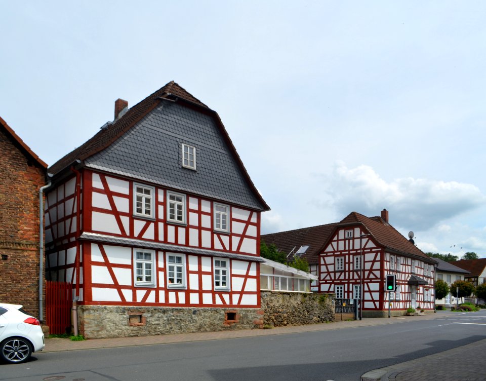 Stammheim, Gießener Straße 11 und 13