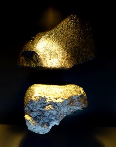 Stannern, Differenzierter Achondrit (Eukrit), fallen 22 May 1808 in Czech Republic - meteorites - Museum fur Naturkunde, Berlin - DSC00104