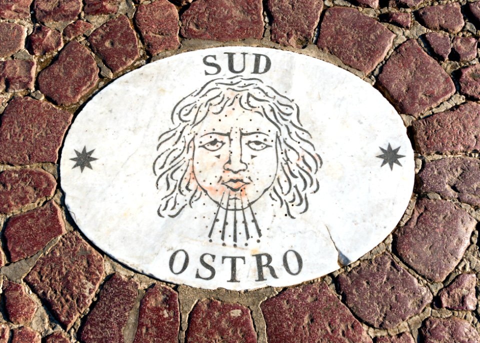 Sud Ostro wind, Saint Peter's Square, Vatican City