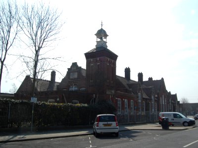 Stamshaw Infants School, North End Avenue, North End, Portsmouth (March 2019) (1)