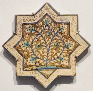 Star tile from Iran, Ilkhanid period, Honolulu Museum of Art IV photo