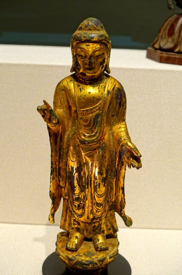 Standing Buddha, Korea, Unified Silla dynasty, 800s AD, gilt bronze - Tokyo National Museum - Tokyo, Japan - DSC08250