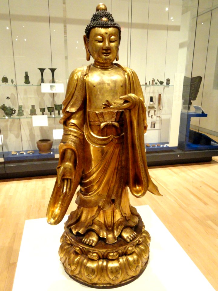 Standing Buddha, Linyou, Shanxi Province, China, Ming Dynasty, 16th-17th century - Royal Ontario Museum - DSC09812
