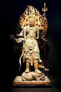 Standing Komoku Ten (Virupakusa), Heian period, 12th century, wood with polychromy and cut gold leaf - Tokyo National Museum - DSC05100