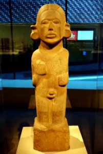 Standing male figure, Mexico, Northern Veracruz, Huastec, 1200-1450 AD, basalt - De Young Museum - DSC00469