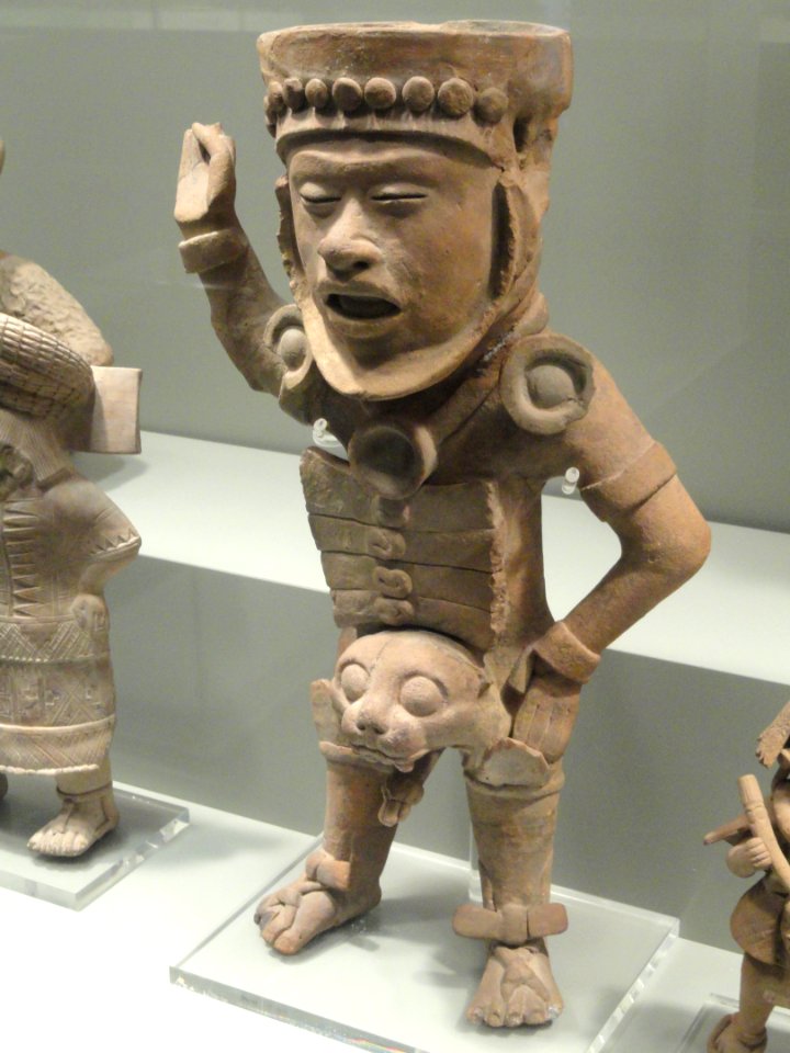 Standing Male Figure, 600-900 AD, El Zapotal style, central Veracruz, Mexico, earthenware - Gardiner Museum, Toronto - DSC01136