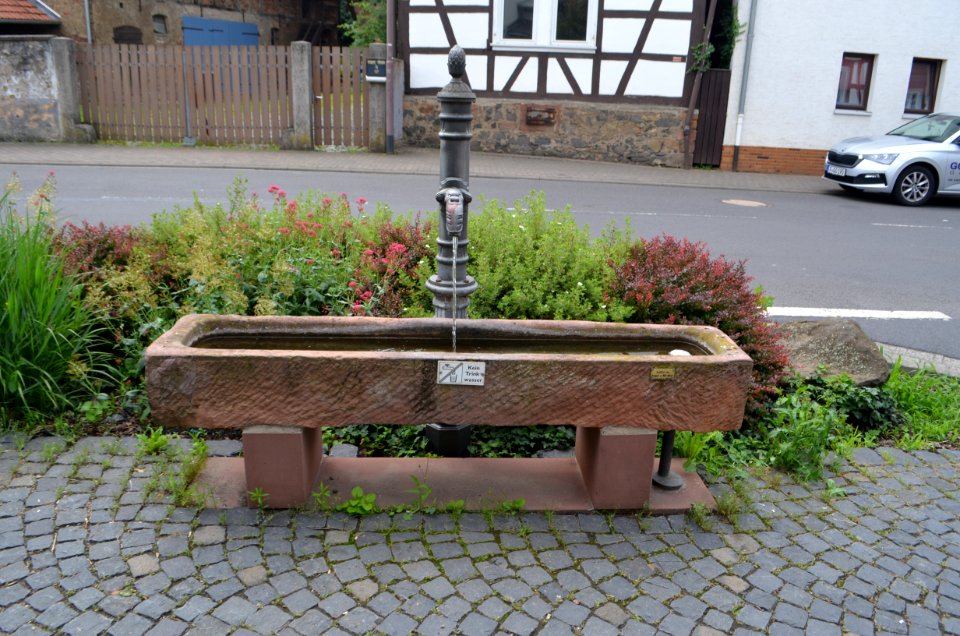 Stammheim, Brunnen Gießener Straße, Hohlbergstraße (1)