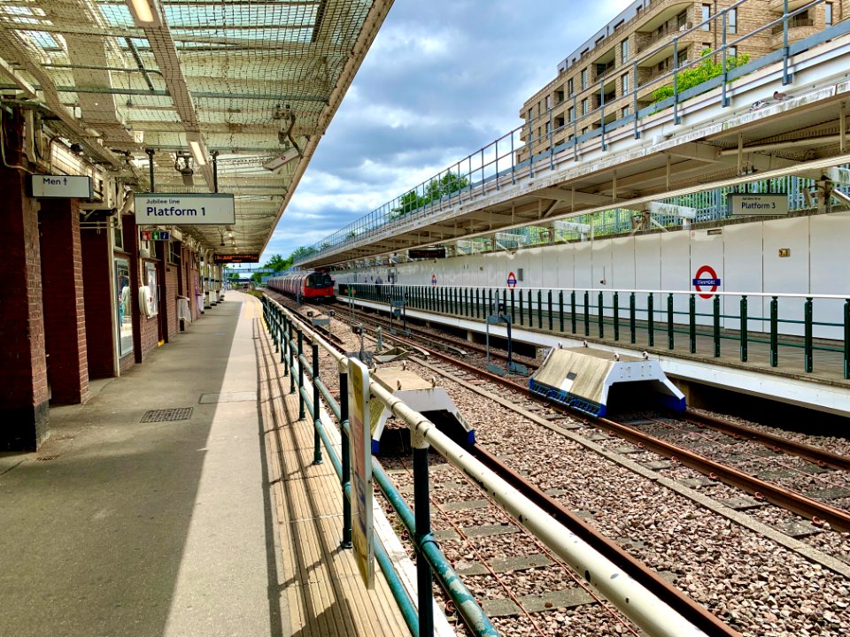 Stanmore Platform 1 and 3