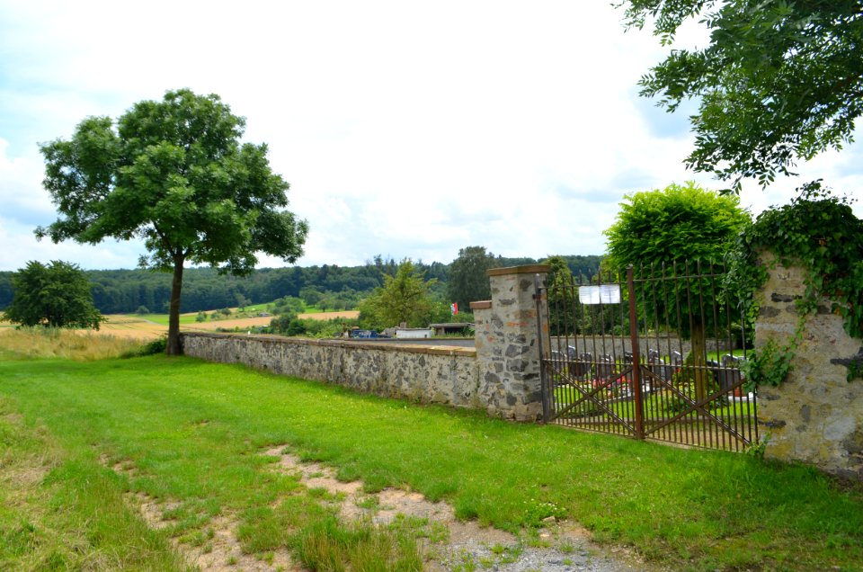Stammheim, Friedhof, Mauer (1)